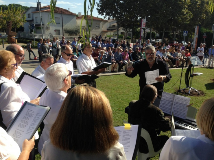 Actuació de la Societat Coral la Unió en l'homenatge a l'Alcalde Florenci Nualart.