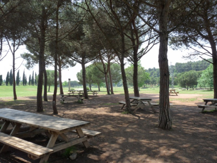 Parc de l'Hostal del Fum, Palau-solità i Plegamans.