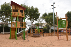 Parc infantil de la plaça Dr. Robert